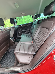 VW Passat Alltrack 2.0 BiTDi 176kw (13 foto / 15)