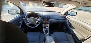 Toyota Avensis 2009 2.2 disel 130kw (5 foto / 9)