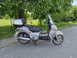 Aprilia Scarabeo 500GT (2 foto / 9)