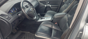 VOLVO XC90 (4 фото из 5)