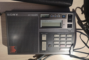 SONY ICF-7600 DS/SONY AIR-7 (2 foto / 3)