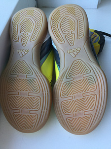 Adidas puutsad (saali) s,29 (2 foto / 3)