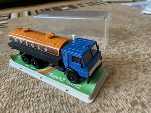 Automudel KAMAZ 53212 Piimaauto 1:43 (4 foto / 8)