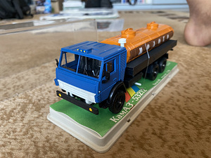 Automudel KAMAZ 53212 Piimaauto 1:43 (8 foto / 8)