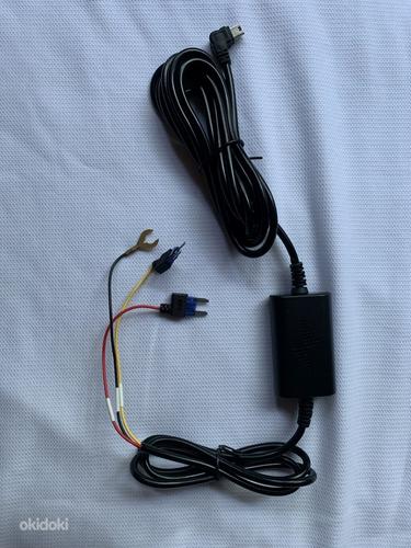 Встроенный мини-USB адаптер питания для камеры (фото #1)