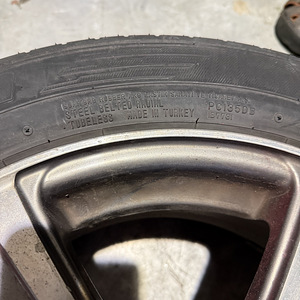 Летние шины на литых дисках 205/55R16 VW Sharan (4 фото из 6)