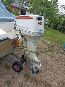 Лодочный двигатель 50 л.с. (4 фото из 6)