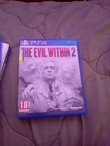 Продаются игры для PC4 (8 фото из 10)