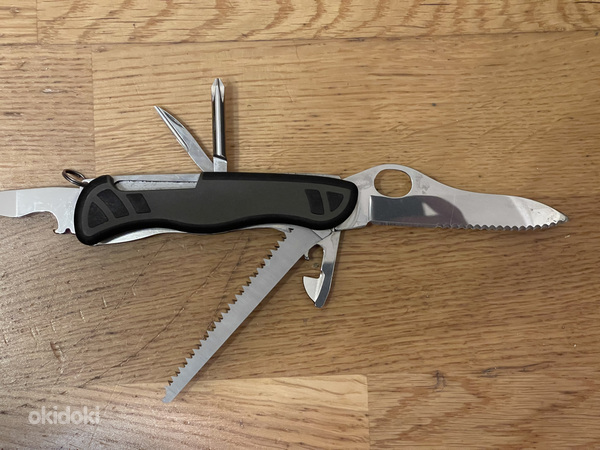 Карманный нож Victorinox Ranger Grip 179