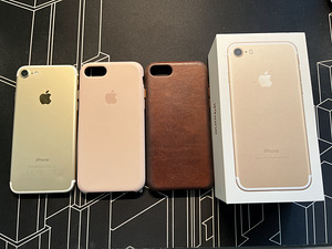 iPhone 7, Gold, 32Gb (2 фото из 2)
