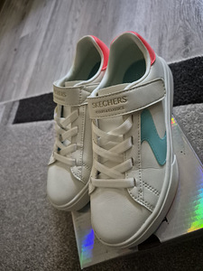 Skechers, sr 31 (1 foto / 2)