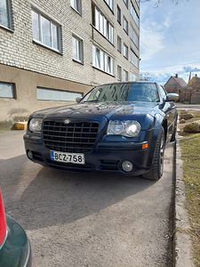 Chrysler 300C 2006a 3.0 160KW Diesel (2 foto / 6)