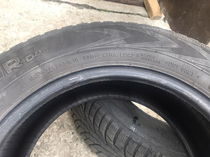 Шины M+S Nokian 225/55 R16 (2 фото из 2)