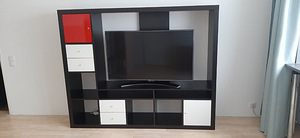 Стеллаж под ТВ. IKEA (1 фото из 2)