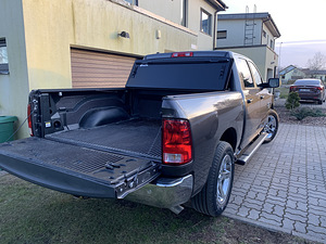 RAM 1500, 5.7 HEMI, LPG, 2020 (3 foto / 6)