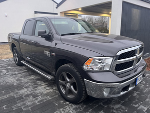 RAM 1500, 5.7 HEMI, LPG, 2020 (5 foto / 6)