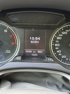 Audi A4 Quattro 155kw, 2012 (5 foto / 8)