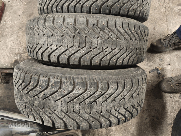 Rehvid 215/70/r16