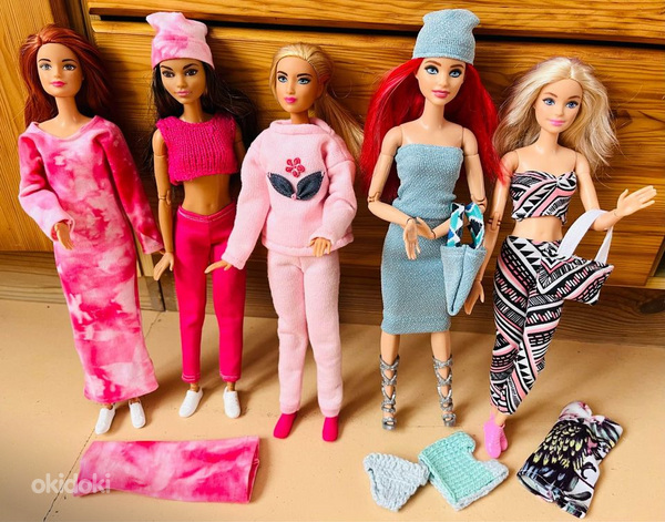 Набор нарядов для большой куклы Barbie из 17 предметов (фото #1)