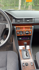 E250td W124 93kw (11 foto / 13)