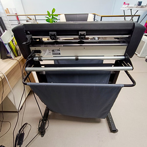 Summa Cut D60R Plotter Vinüül Kleebiste Lõikur / Плоттер (5 foto / 9)