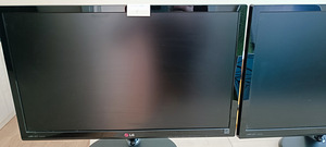LG Flatron 24EA53VQ (2 foto / 7)