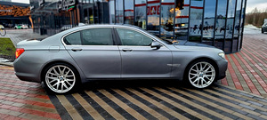 BMW f01 730d (6 foto / 14)