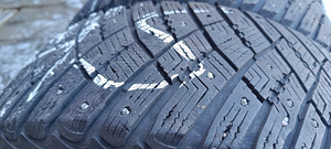 205/55/16 Talverehvid Goodyear, 4 tk (4 foto / 9)