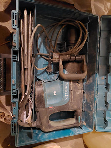 Makita HM1203c (3 foto / 4)