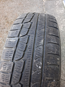 225/65/17 nokian (2 foto / 6)