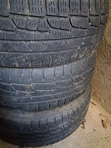 225/65/17 nokian (3 foto / 6)