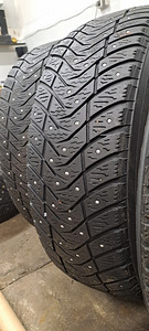 YOKOHAMA 205/60R16 (2 foto / 3)