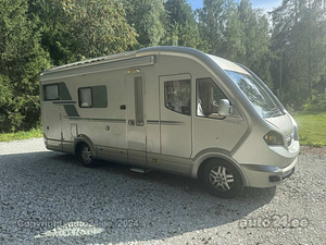 Matkaauto (2 foto / 10)