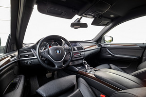 AUTORENT BMW x6 (e71) AUTOMAAT 3.0 DISEL (4 foto / 4)