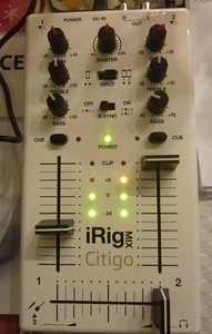 MIXER DJ PULT VÕIMENDI IRIG MIX MOBIILNE KOMPAKTNE UUS (1 foto / 2)