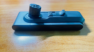 Dyson Gen5 2500mAh Li-ion пылесос новый оригинальный (1 фото из 2)