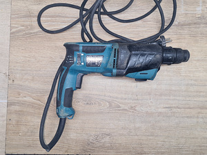 PUURVASAR MAKITA HR2630 (2 foto / 4)