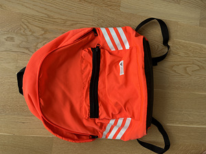 Рюкзак adidas (1 фото из 3)