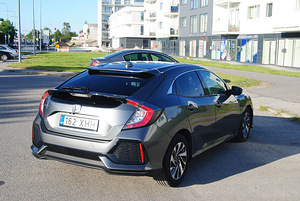 Honda Civic Elegance Navi Sensing 1.0 Turbo 93kW (5 foto / 15)
