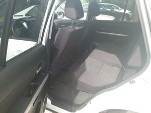 Suzuki Grand Vitara II (8 foto / 10)