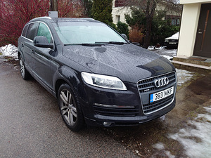 Audi Q7 4.2 tfsi 257 kw Quattro (1 foto / 13)