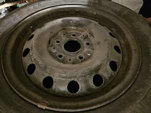 Plekkveljed Toyota Avensis R15 naastrehvidega (1 foto / 2)