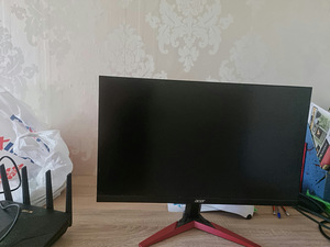 Acer monitor 24 tolli (1 foto / 2)