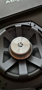 BMW F10 F11 F01 Alpha One A90 subwoofrid 7 Ohm (plug&play) (3 foto / 5)