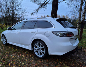 Mazda 6 GH 2008 2.5L Bensiin 6k manuaal (4 foto / 15)