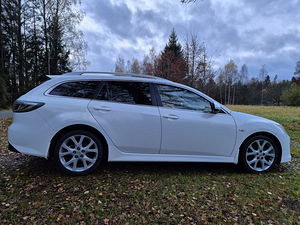 Mazda 6 GH 2008 2.5L Bensiin 6k manuaal (7 foto / 15)
