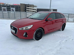 Hyundai i30 Wagon 2018 1.6 81kW (2 foto / 13)