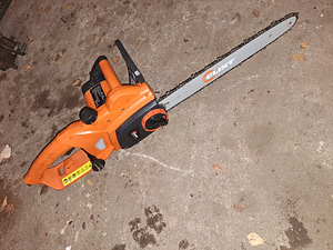 Elektrisaag Clint (1 foto / 3)