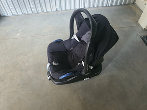 MAXI COSI FamilyFix turvatooli. (7 foto / 9)