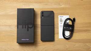 Samsung Galaxy Flip4 128GB (Flip 4) Graphite (1 foto / 1)